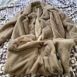 [PrettyLittleThing] Taupe Belted Faux Fur Coat